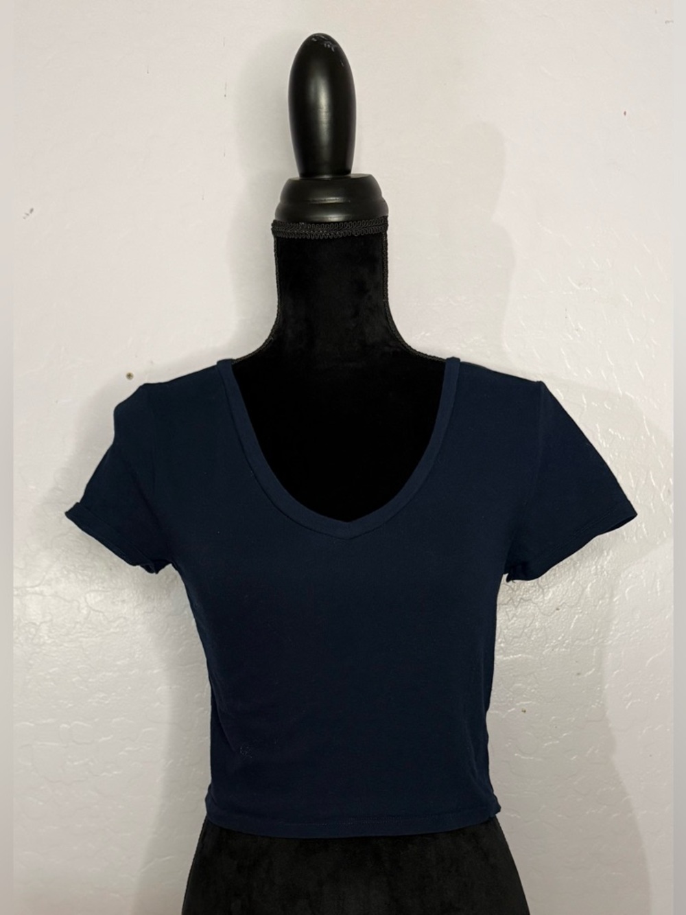 Fashion Nova Navy V-Neck Crop Top